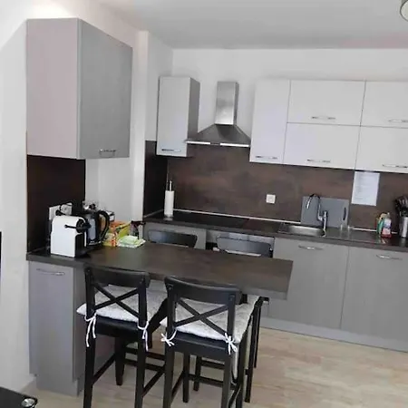 Apartment Apt Cosy Central Avec Parking Couvert